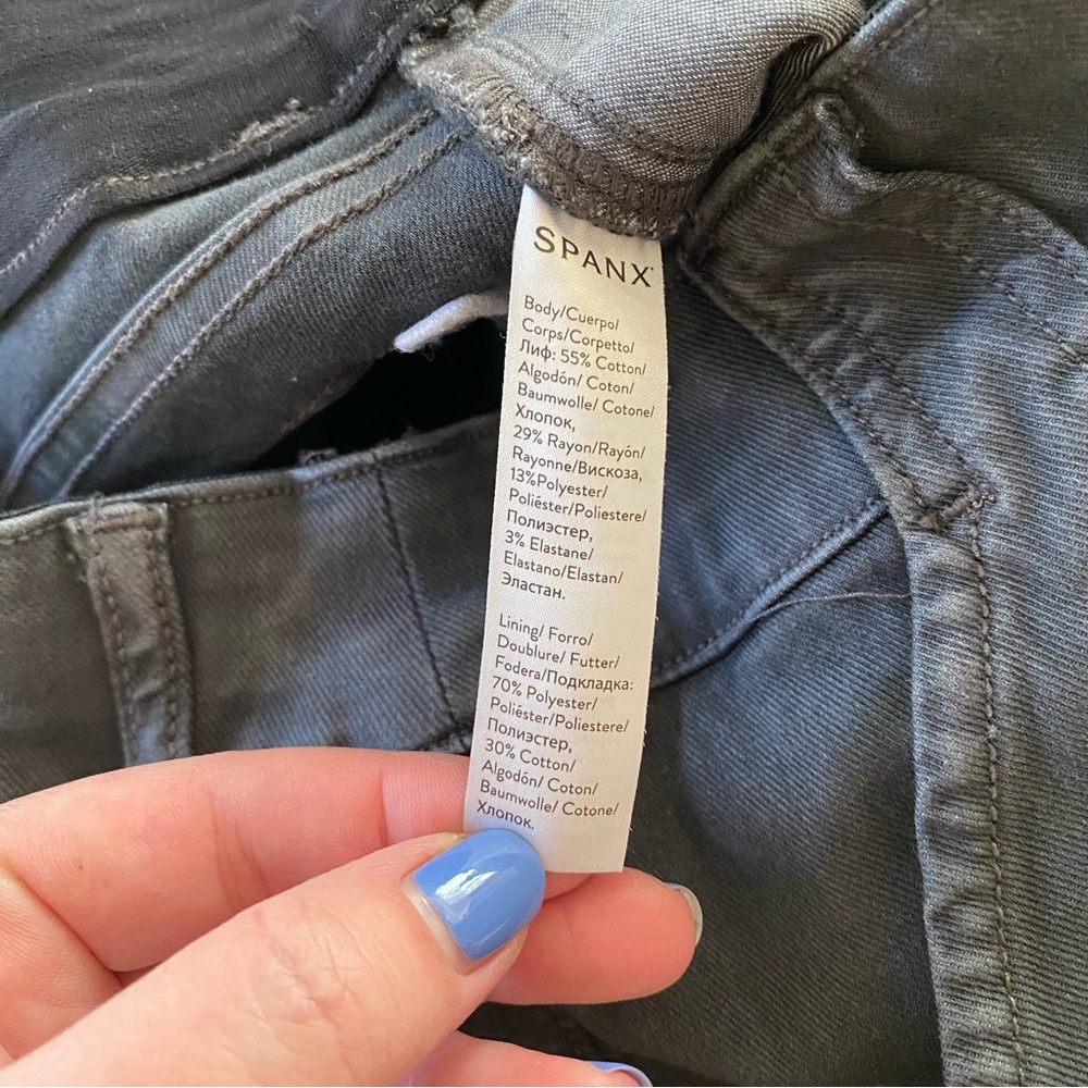 SPANX Stretch Twill Ankle Cargo Pants Washed Black Small - Picture 16 of 16